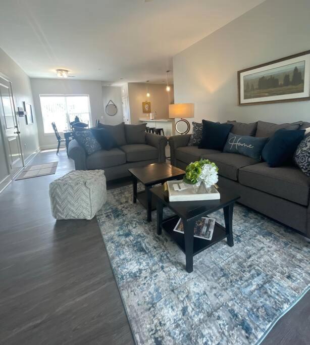 Main Floor 2 Bedroom Condo In Bettendorf Exterior foto